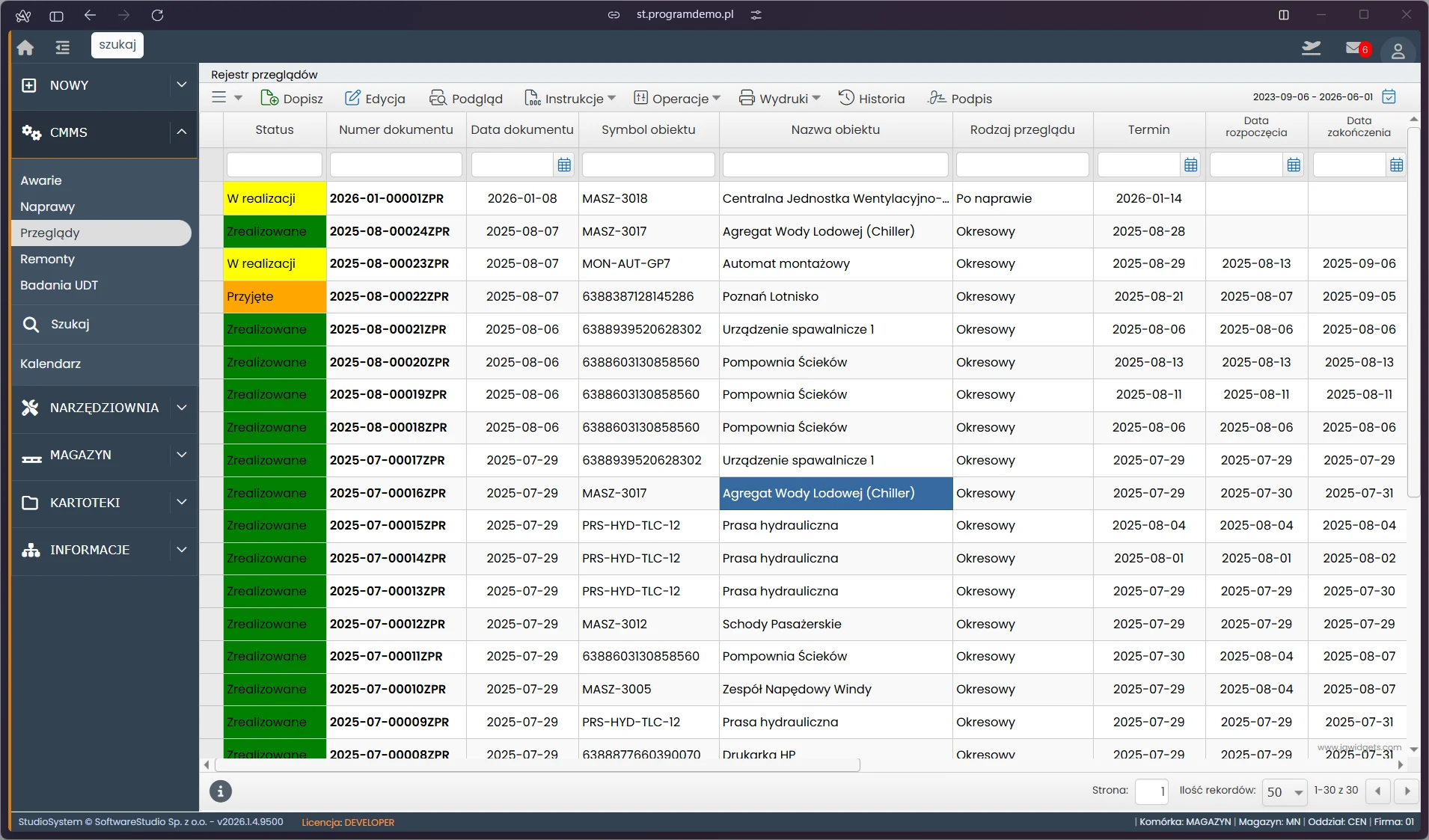 Lista zleceń przeglądu w module CMMS TCS.net z terminami i statusami